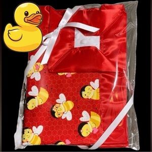 𝅺💛❤️🖤🐝BRAND NEW🐝❤️💛🖤Small Minky Cuddle Blanket